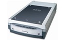 ScanMaker i800�\��h���B�ʯ��u��������챽�y�� �M���@�뤽�q�BSOHO�ڻP�a�x�ӳ]�p��ScanMaker i800 ���y���A���ѤF�̳��Ū��Ʀ�v���~��C ���������Ϯg�P�h���榡�������y��,�P�ɾ�XDIGITAL ICE�PColoRescue��j�Ϲ��B�z�\��A�۰ʧPŪ�òM���Ӥ��Ω��������ú{,�٭��A�R��m�C�䤤DigitalICE�ĥά��~�u�����޳N���˩����A�i�ӽo���������岫�A�þڥH�[�H���ɳB�z�C8�� x 12�� �z�g�Z���y�˸m�H�Φh�\�� EZ-Lock™ �������X�A�i�B�z�]�t35mm�]�����P�ۿO���^�B4�� x 5�� �P�̰� 6 x 17cm���������C 7 �Ӵ��z�������z�໴���P�P���N���y���᪺��Z�A�H�q�l�l��ǰe�άO�C�L�X�ӡC���t Firewire�MUSB�s���覡��W�K�F ScanMaker i800 ����ΩʻP��K�ʡC �L�׬O��α��y�����J���̡A�άO�g���״I���M�~���a�AScanMaker i800 �үມ���Ҧ��H������P�n�D�A������I���C�@�ˤu�@�C 